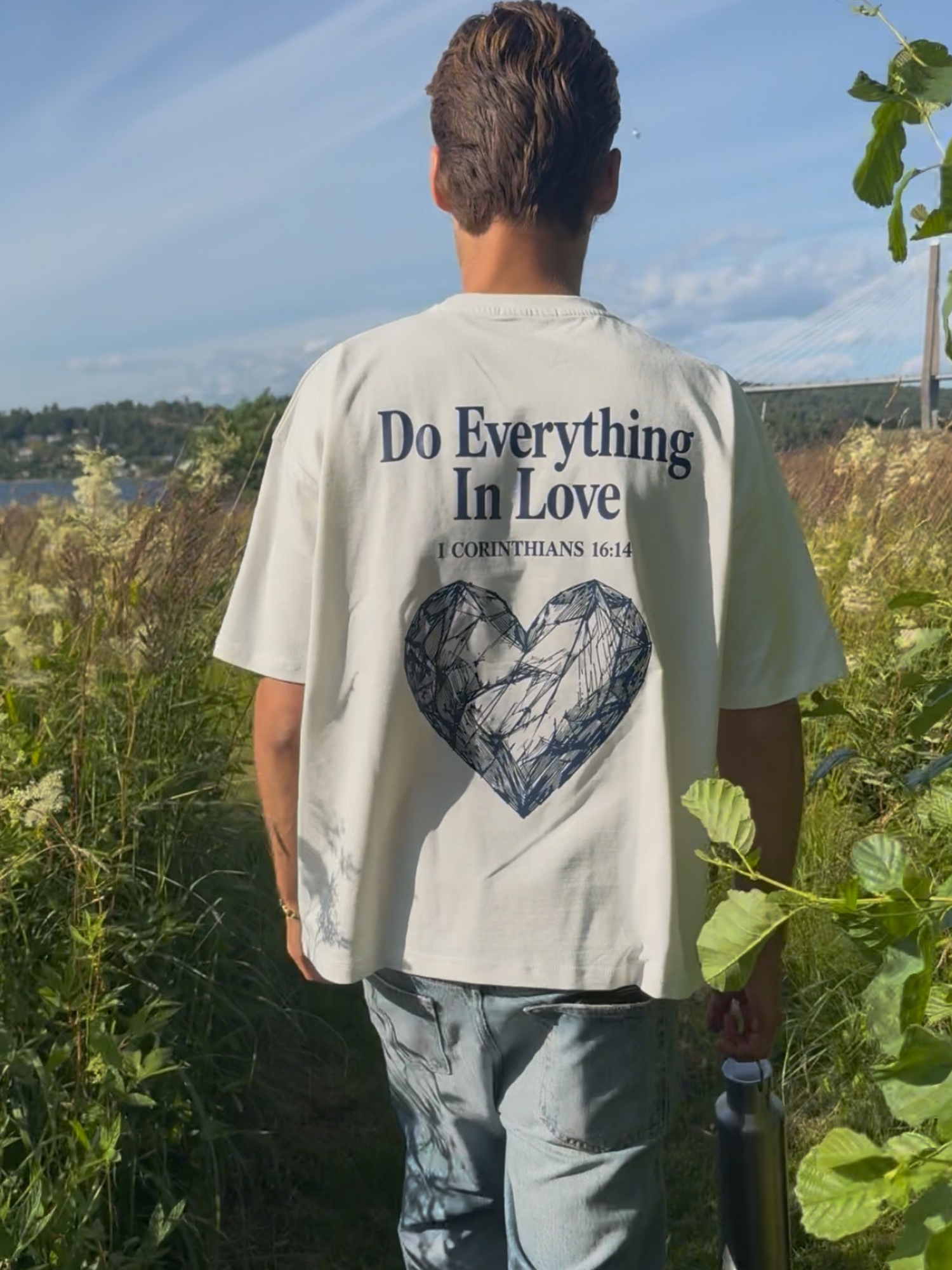 EVERYTHING IN LOVE - T-SHIRT - UNISEX