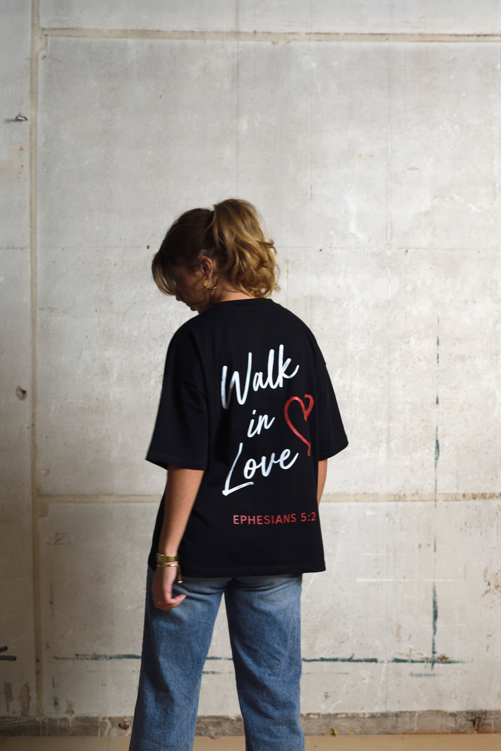 WALK IN LOVE - T-SHIRT - UNISEX